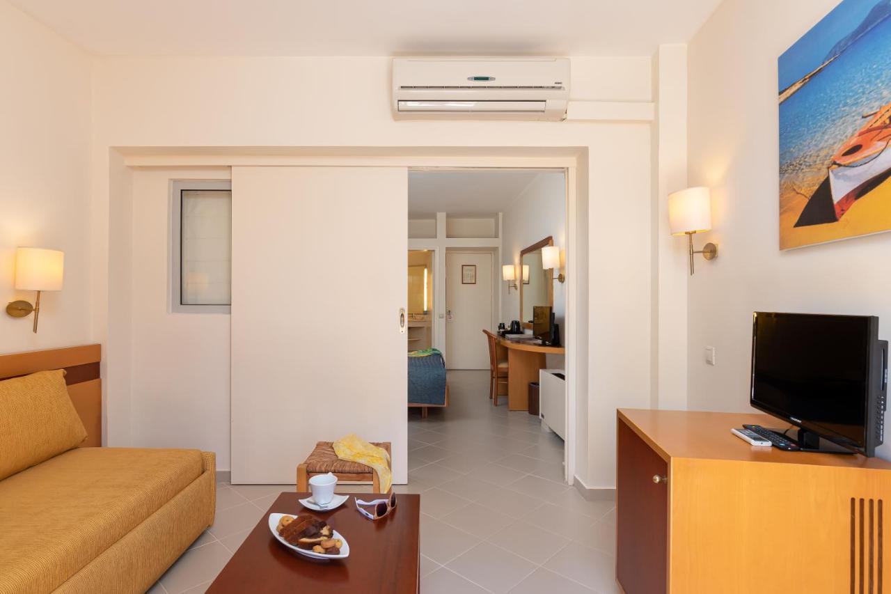 Anissa Beach Hotel Hersonissos  Exterior photo