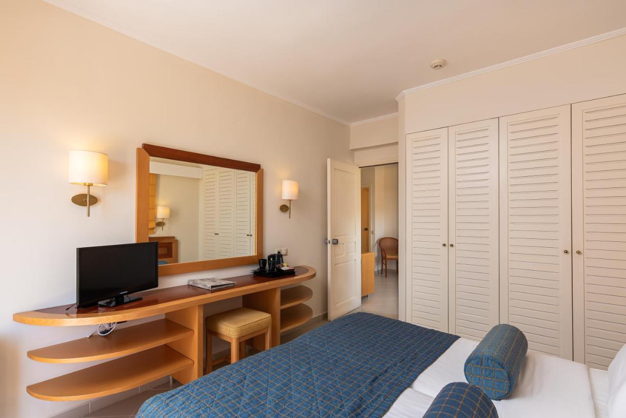 Anissa Beach Hotel Hersonissos  Exterior photo