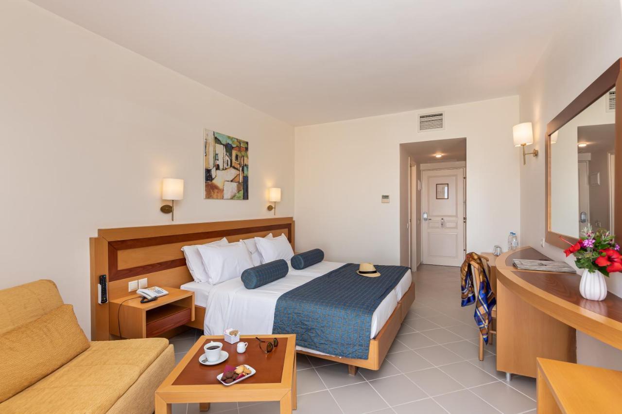 Anissa Beach Hotel Hersonissos  Exterior photo